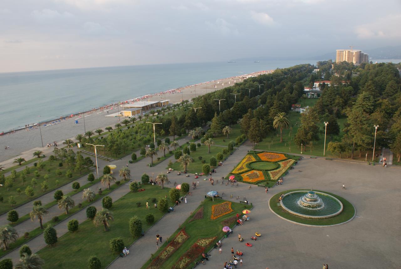 نزل باتوميفي Mar Nero المظهر الخارجي الصورة
